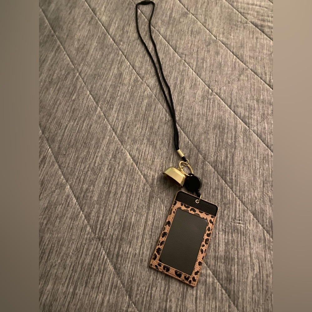 Bath and Body Works Pocketbac card holder cheetah print lanyard